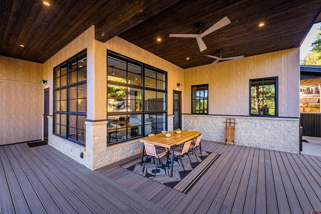 48 Sego Lily Court