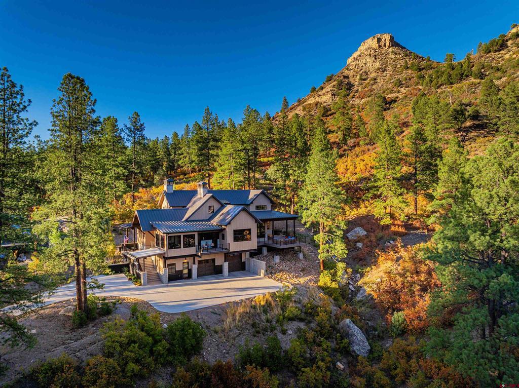 48 Sego Lily Court