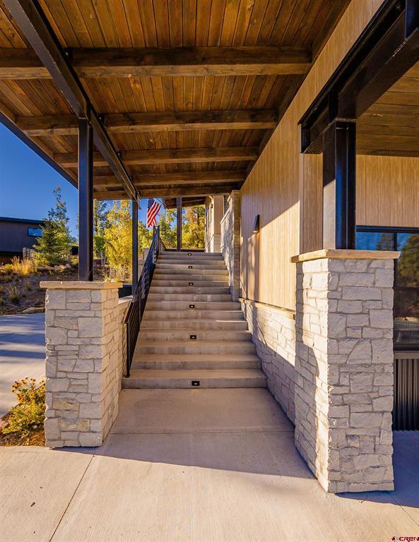 48 Sego Lily Court