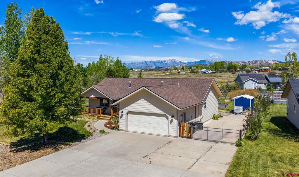 461 Knolls Circle