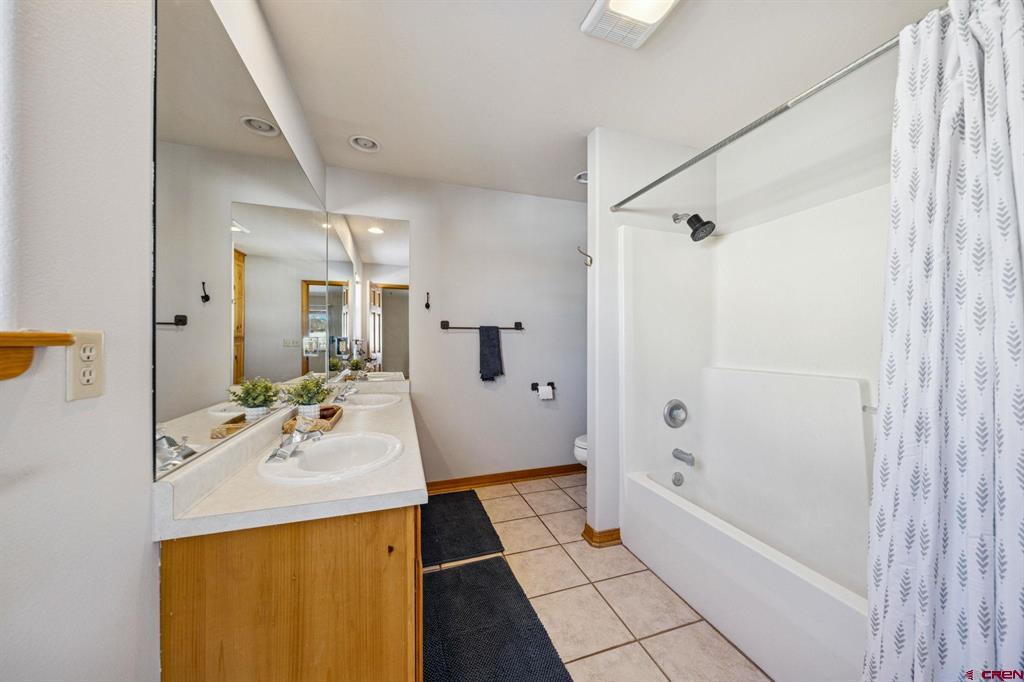 461 Knolls Circle
