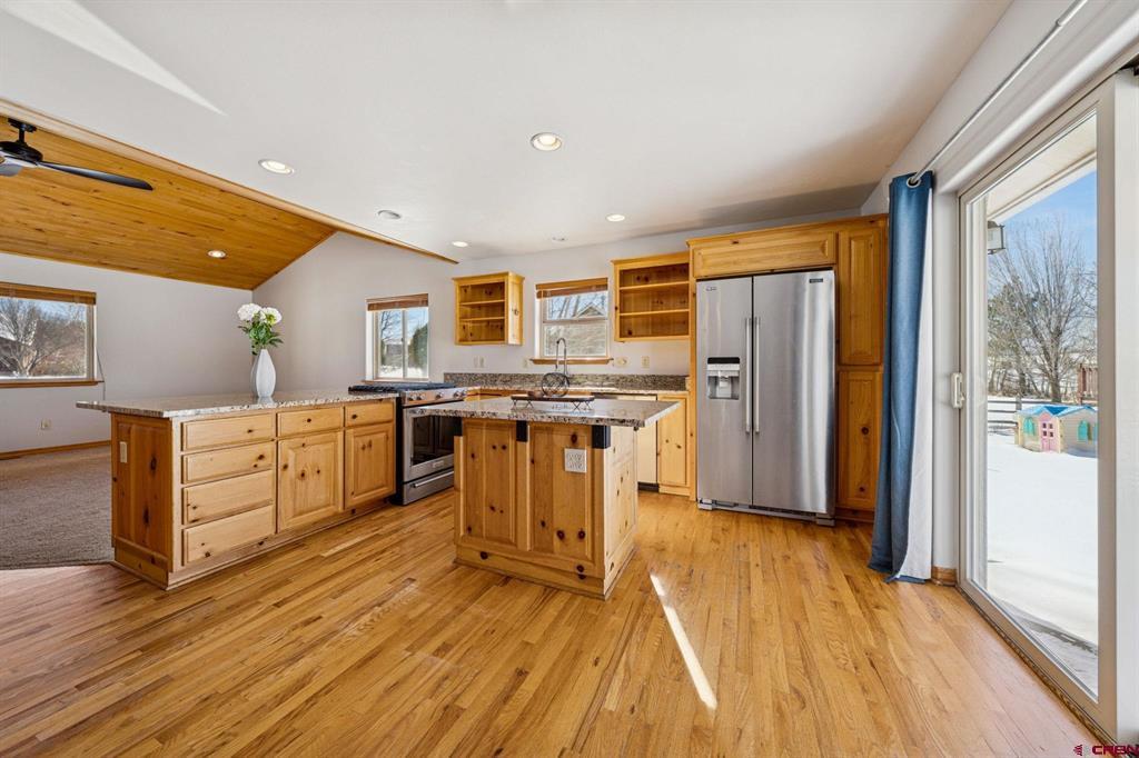 461 Knolls Circle