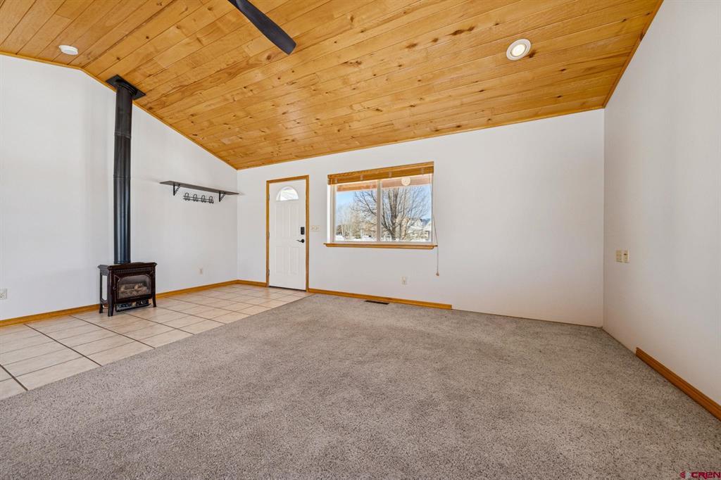 461 Knolls Circle
