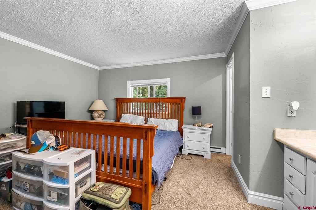 129 & 131 Loretta Court