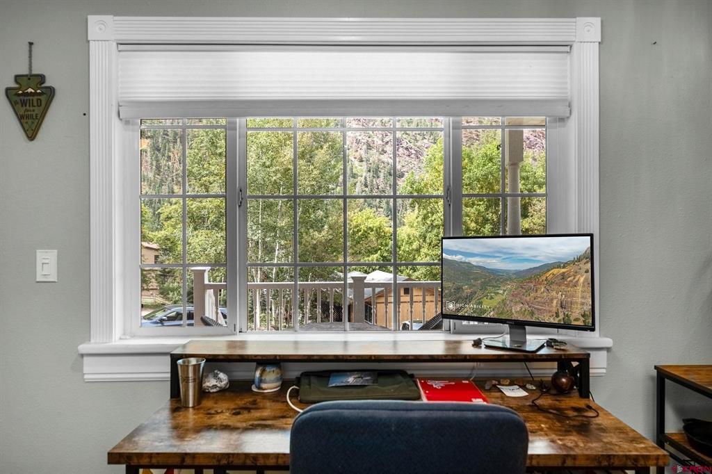 129 & 131 Loretta Court