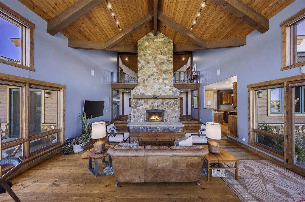 559 Miramonte Drive