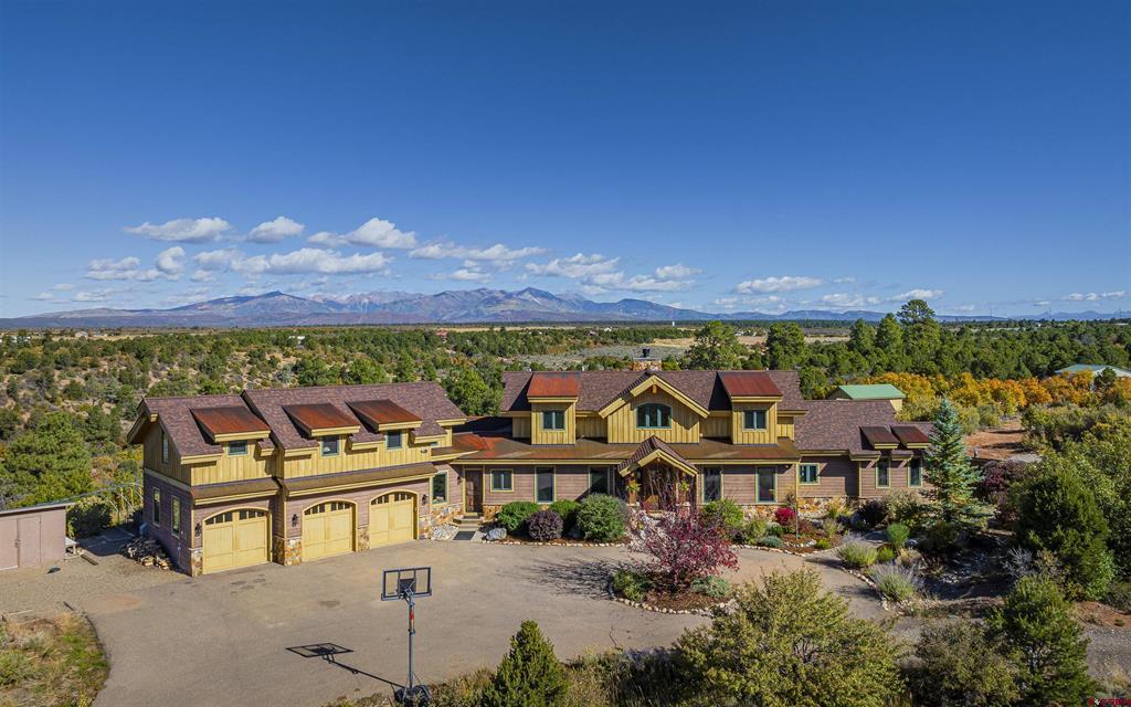559 Miramonte Drive
