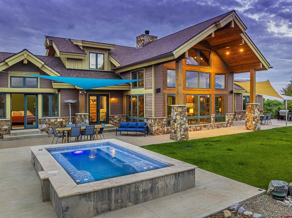 559 Miramonte Drive