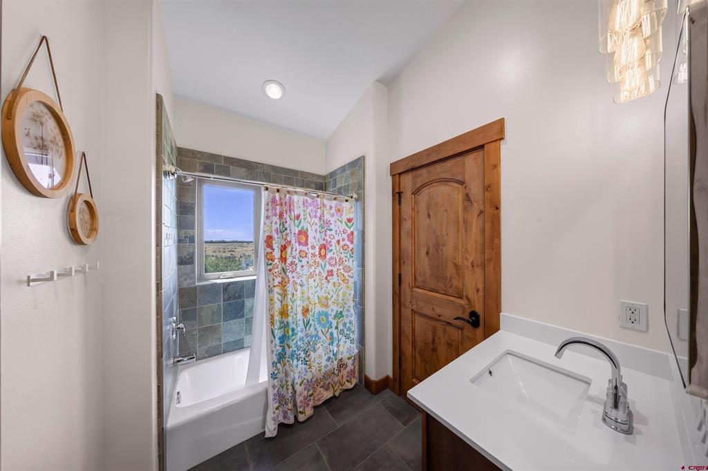 559 Miramonte Drive