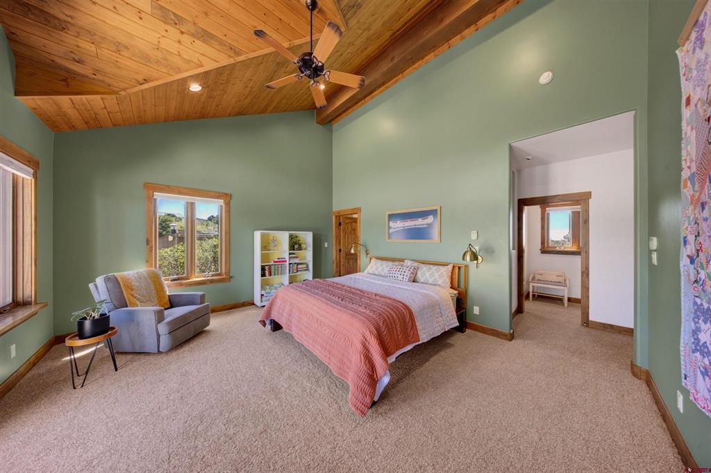 559 Miramonte Drive