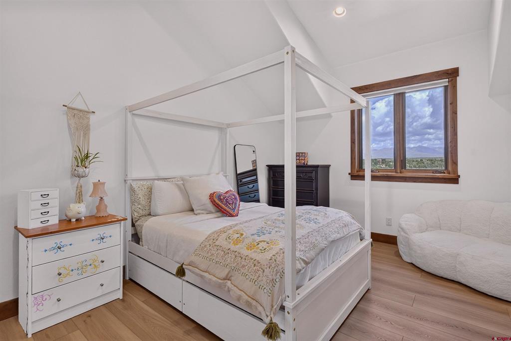 559 Miramonte Drive