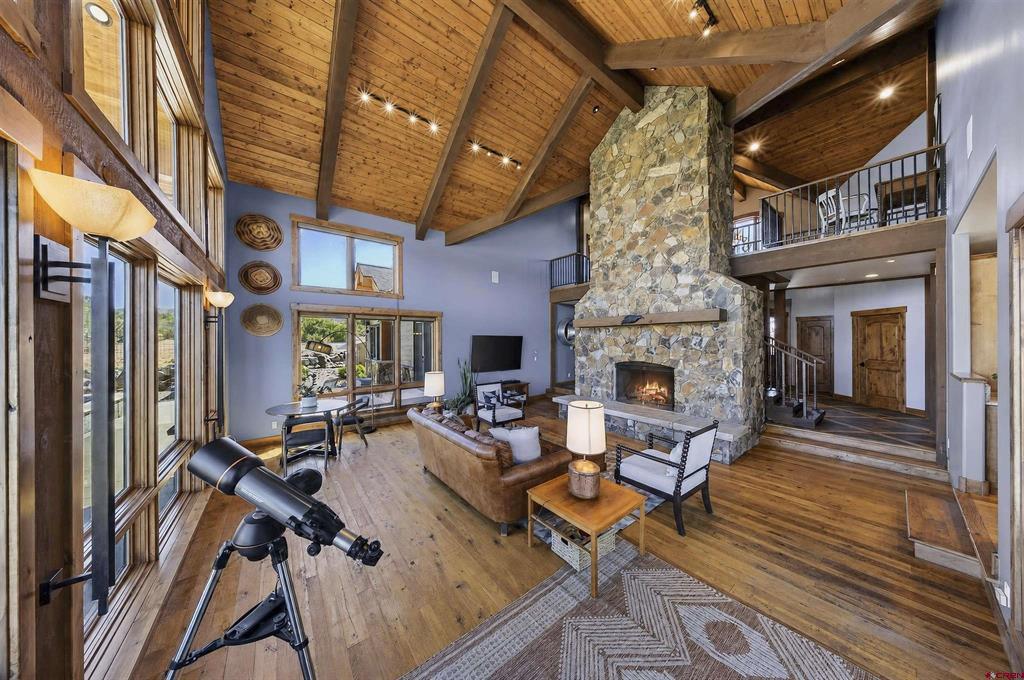 559 Miramonte Drive