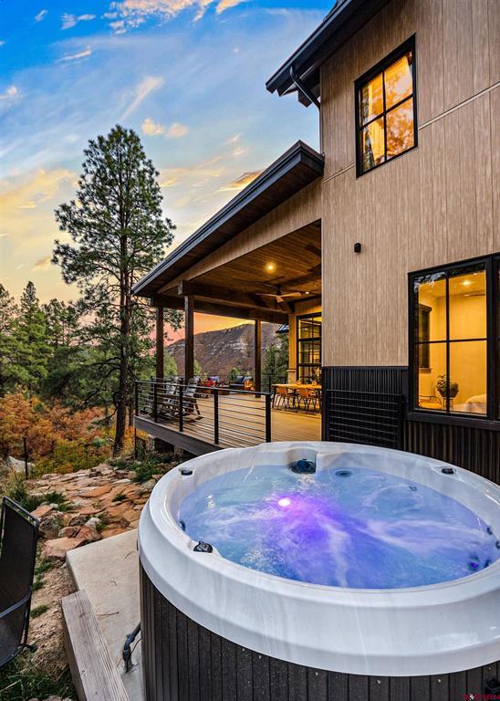 48 Sego Lily Court