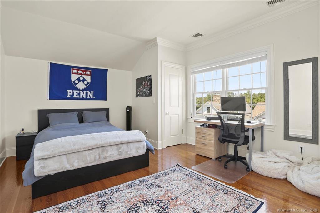 6 Maple Street 6