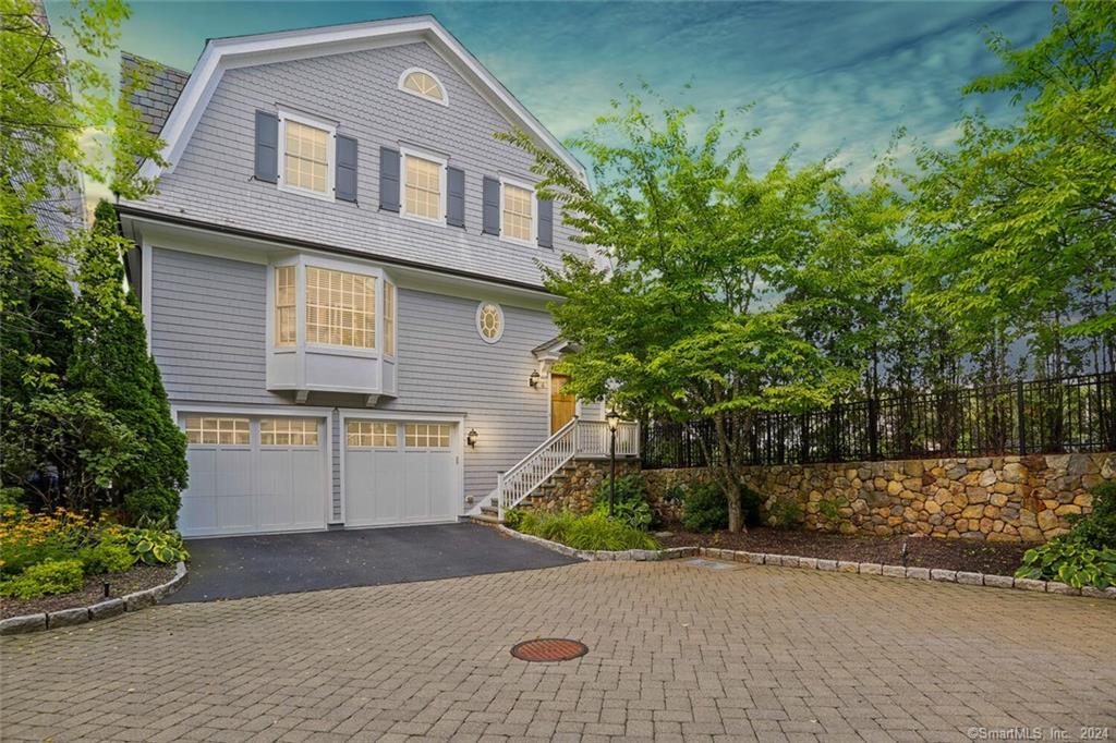 6 Maple Street 6