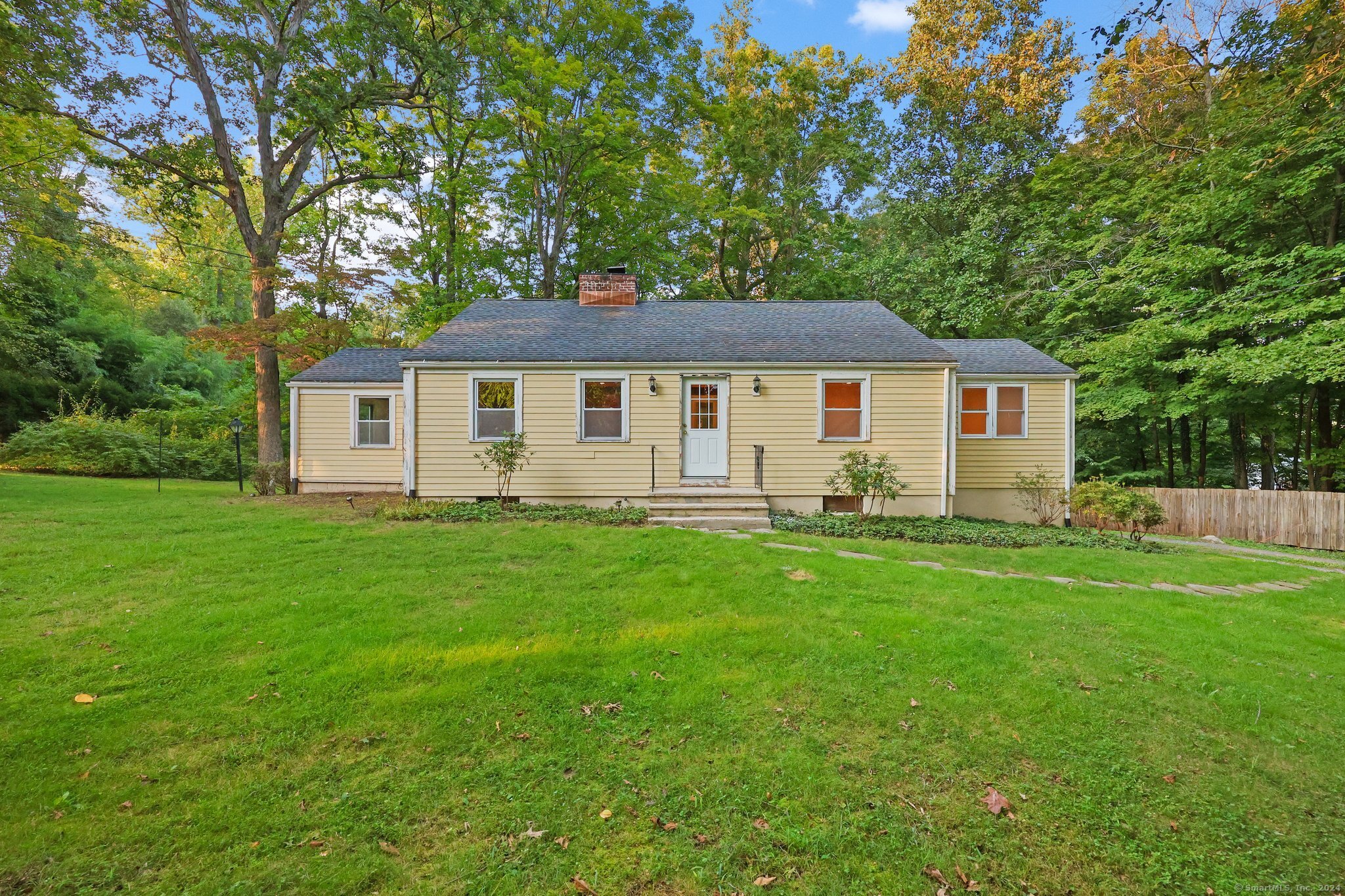 133 Jelliff Mill Road