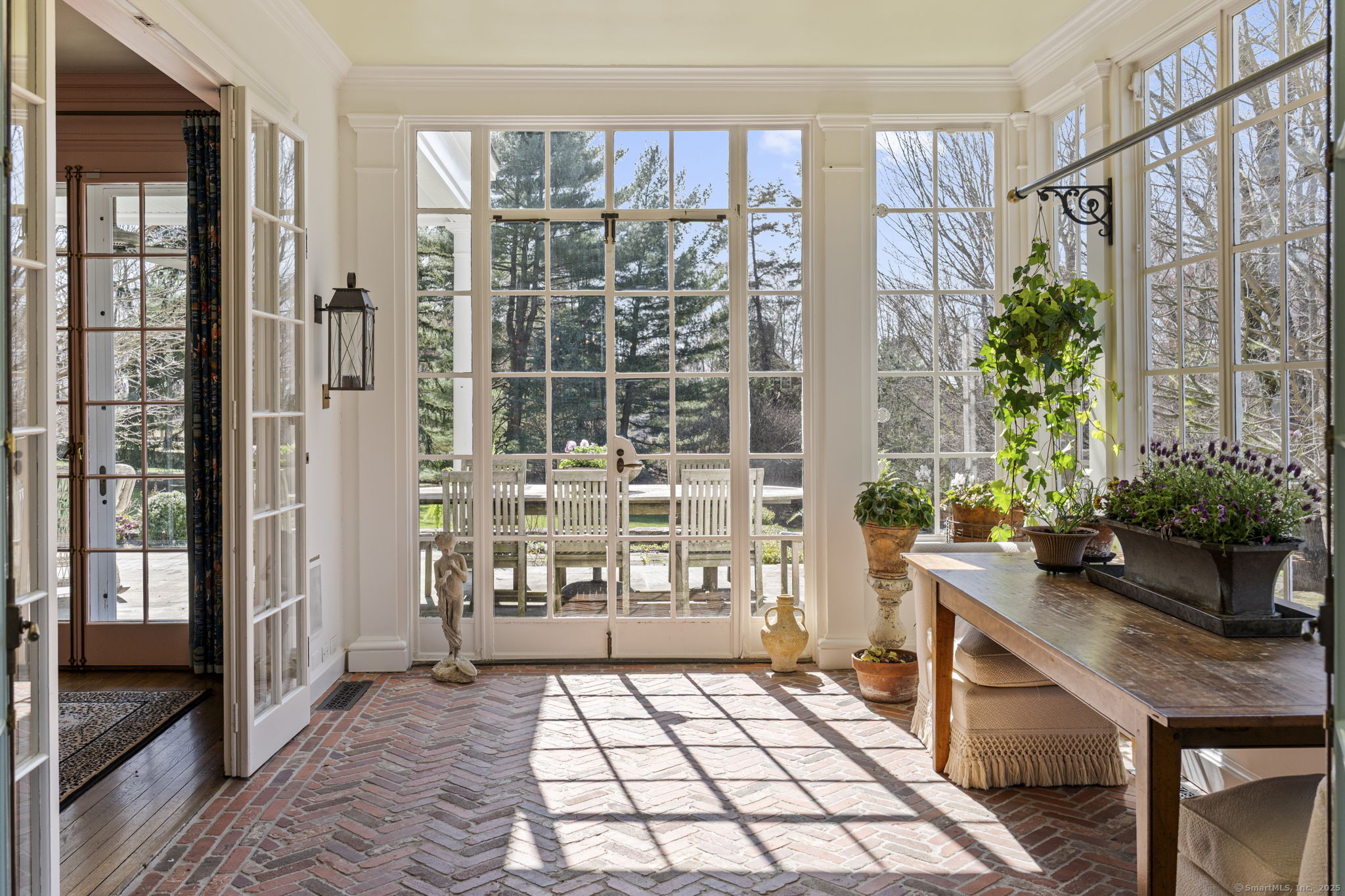 208 Canoe Hill Road