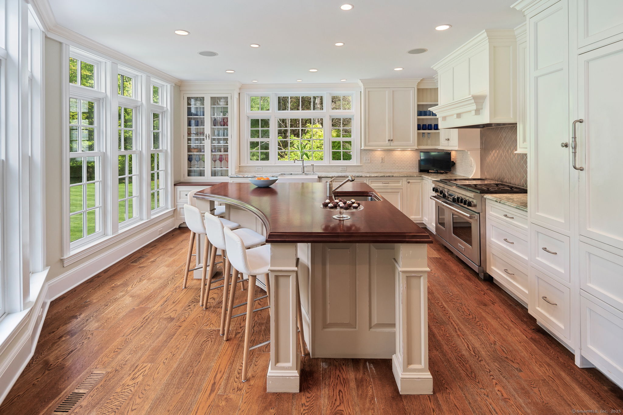 123 Talmadge Hill Road
