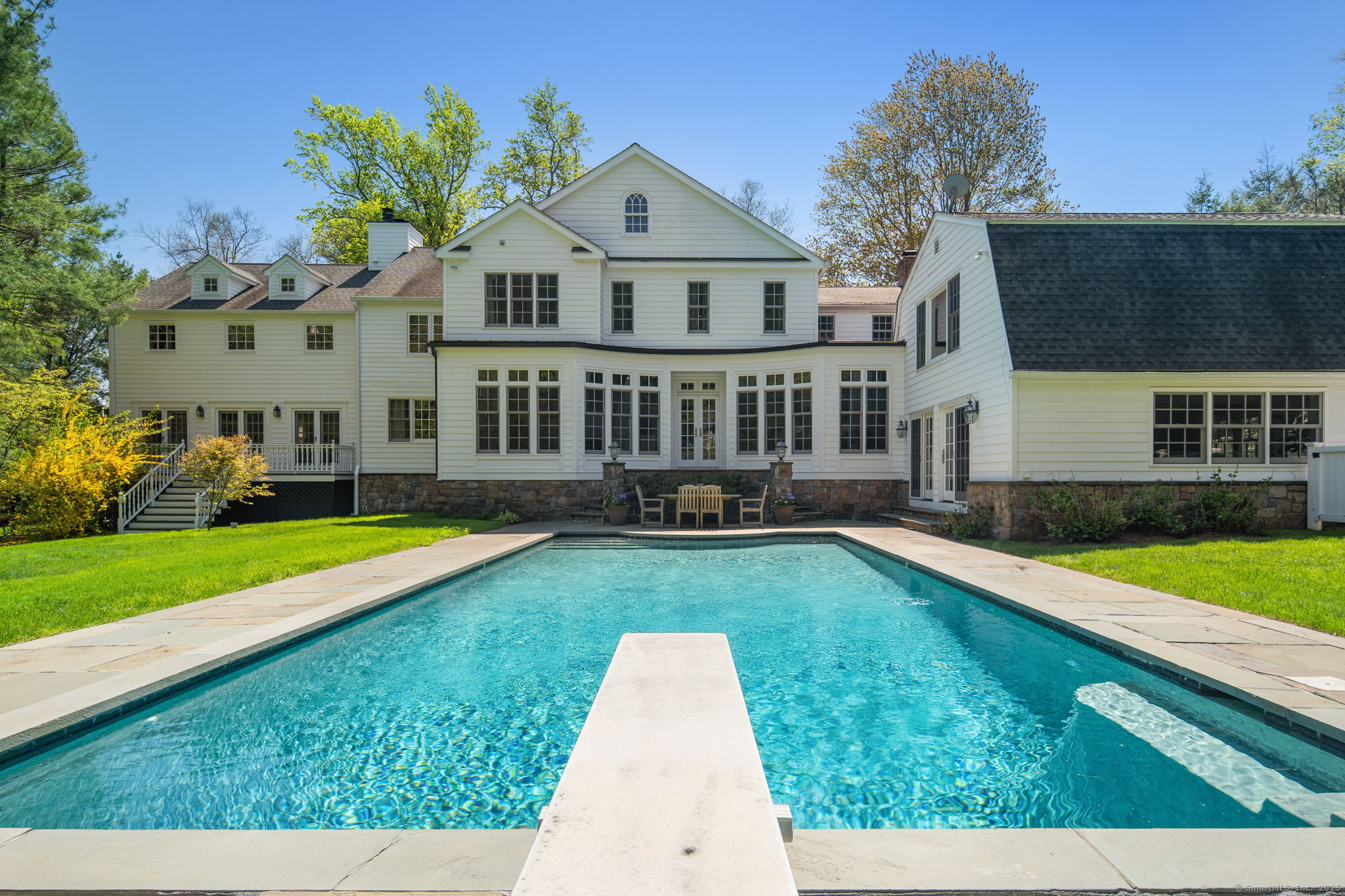 123 Talmadge Hill Road