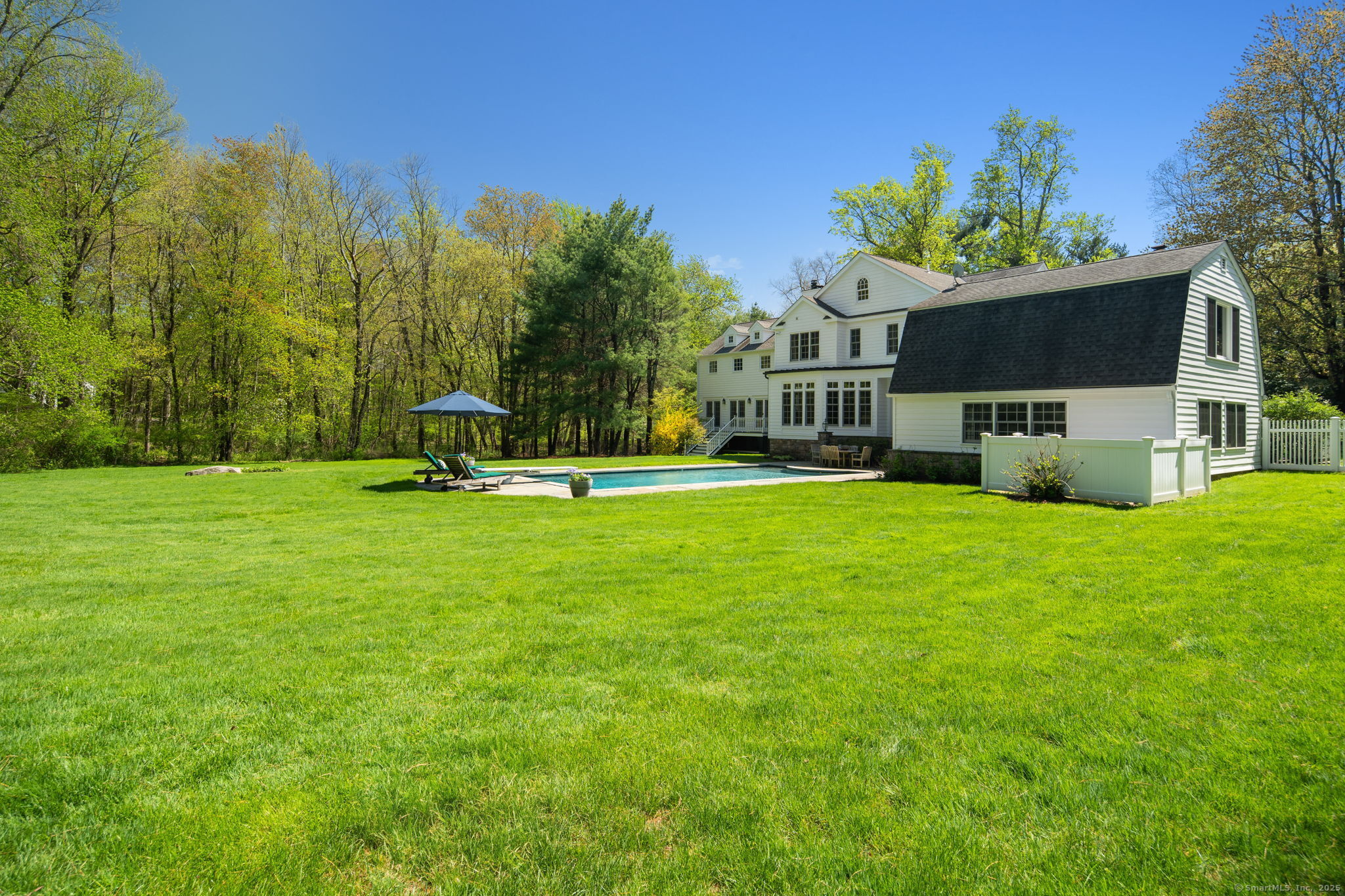 123 Talmadge Hill Road