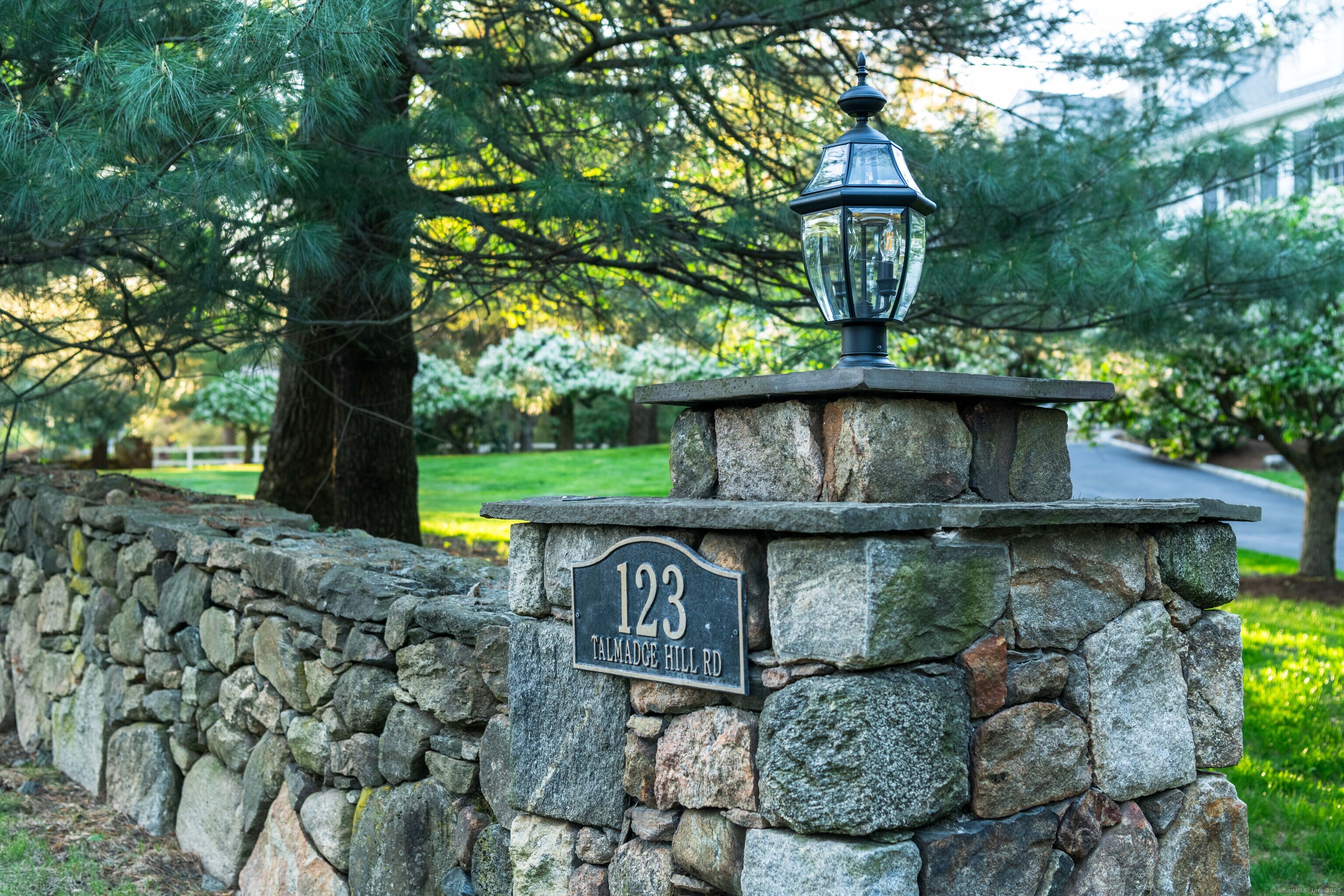 123 Talmadge Hill Road