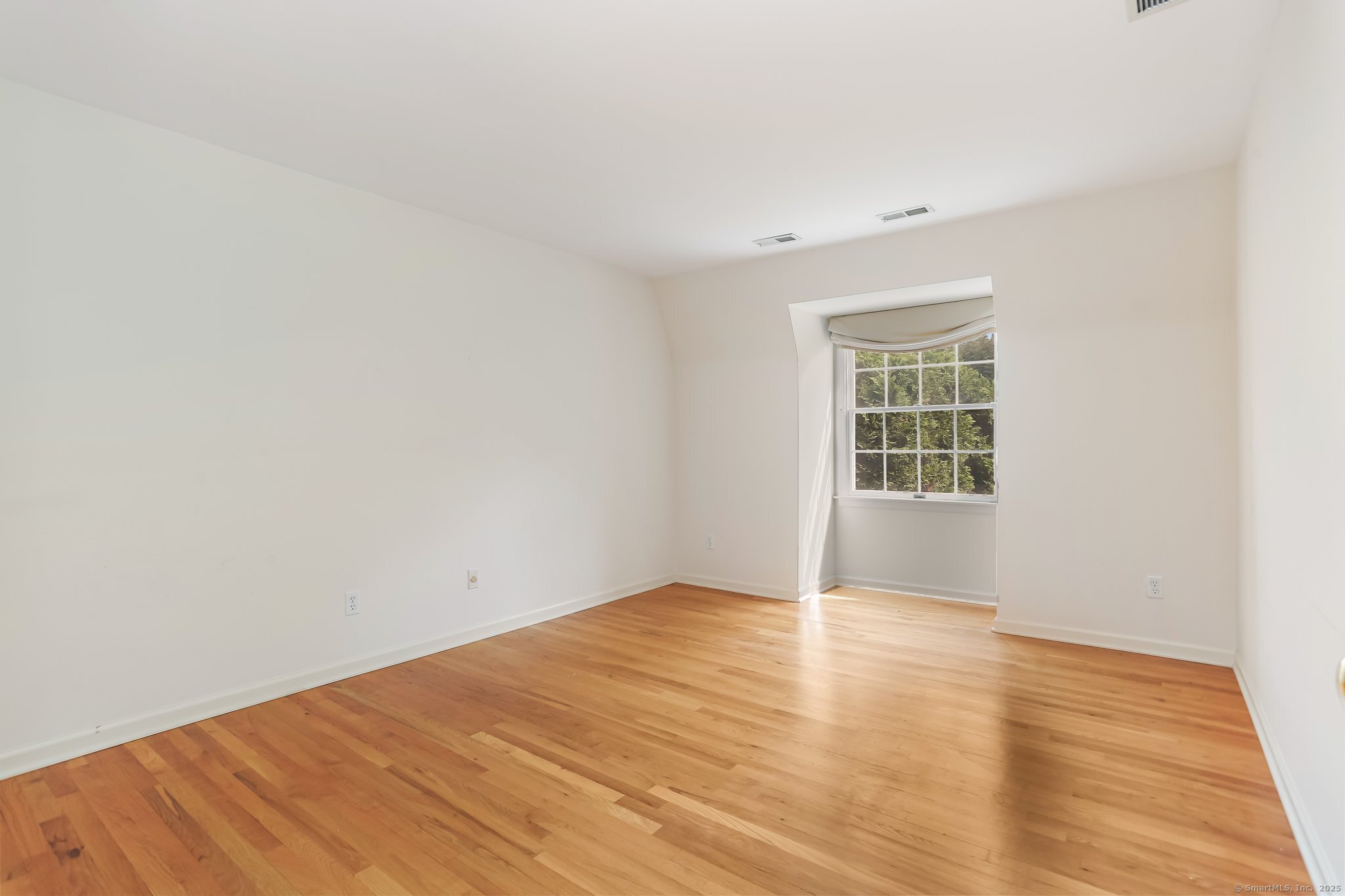 21 Lakeview Avenue 21