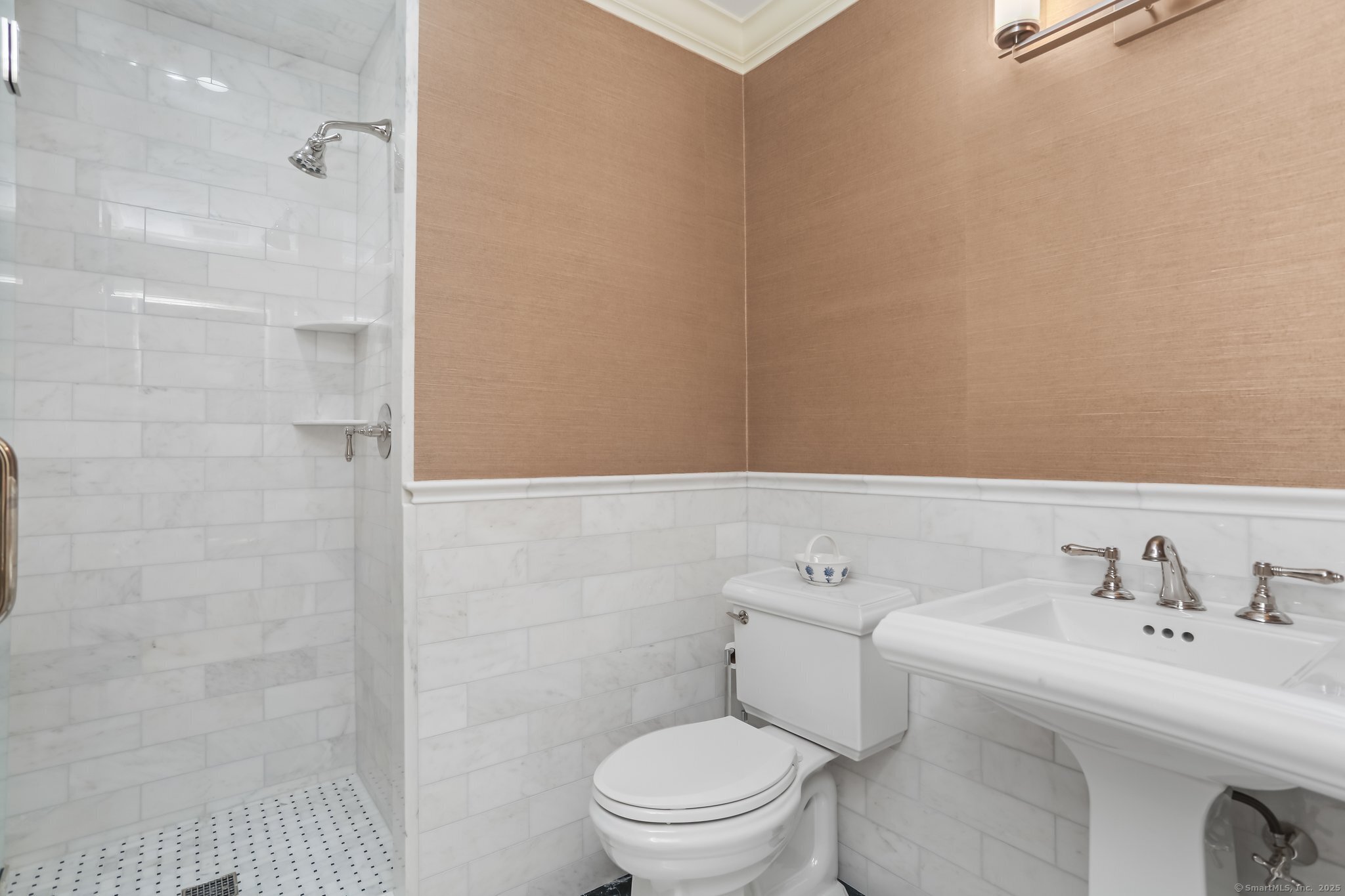21 Lakeview Avenue 21