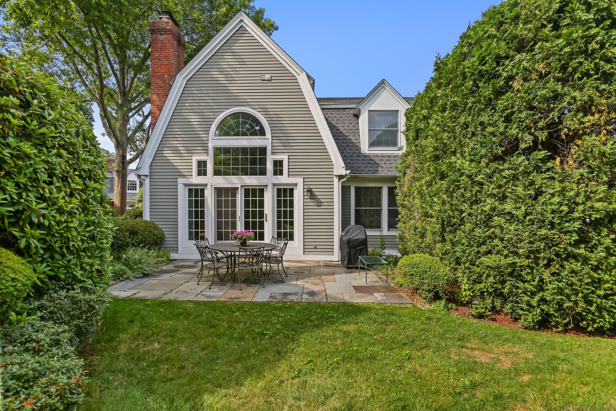 21 Lakeview Avenue 21