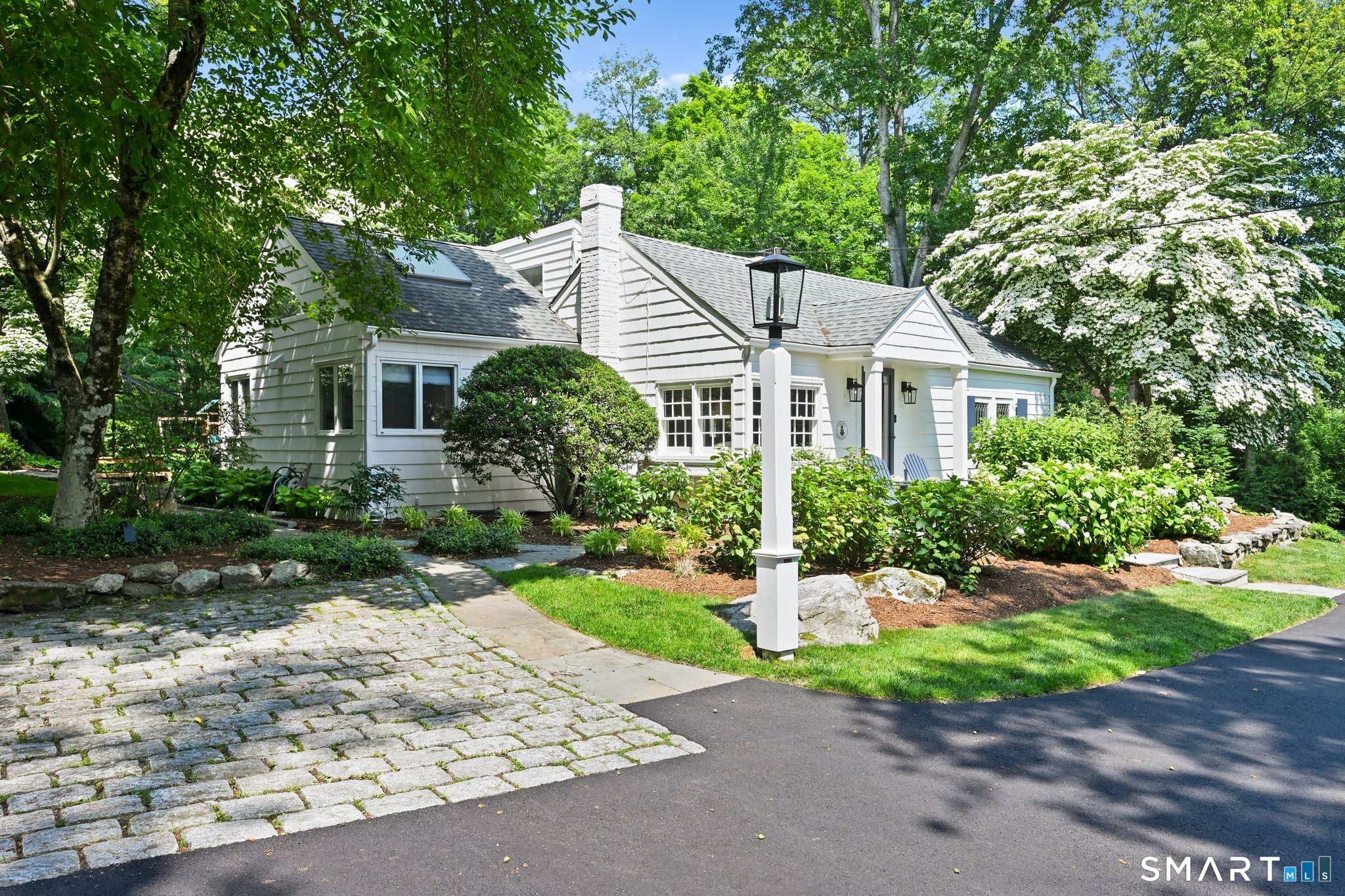 32 Spring Water Lane