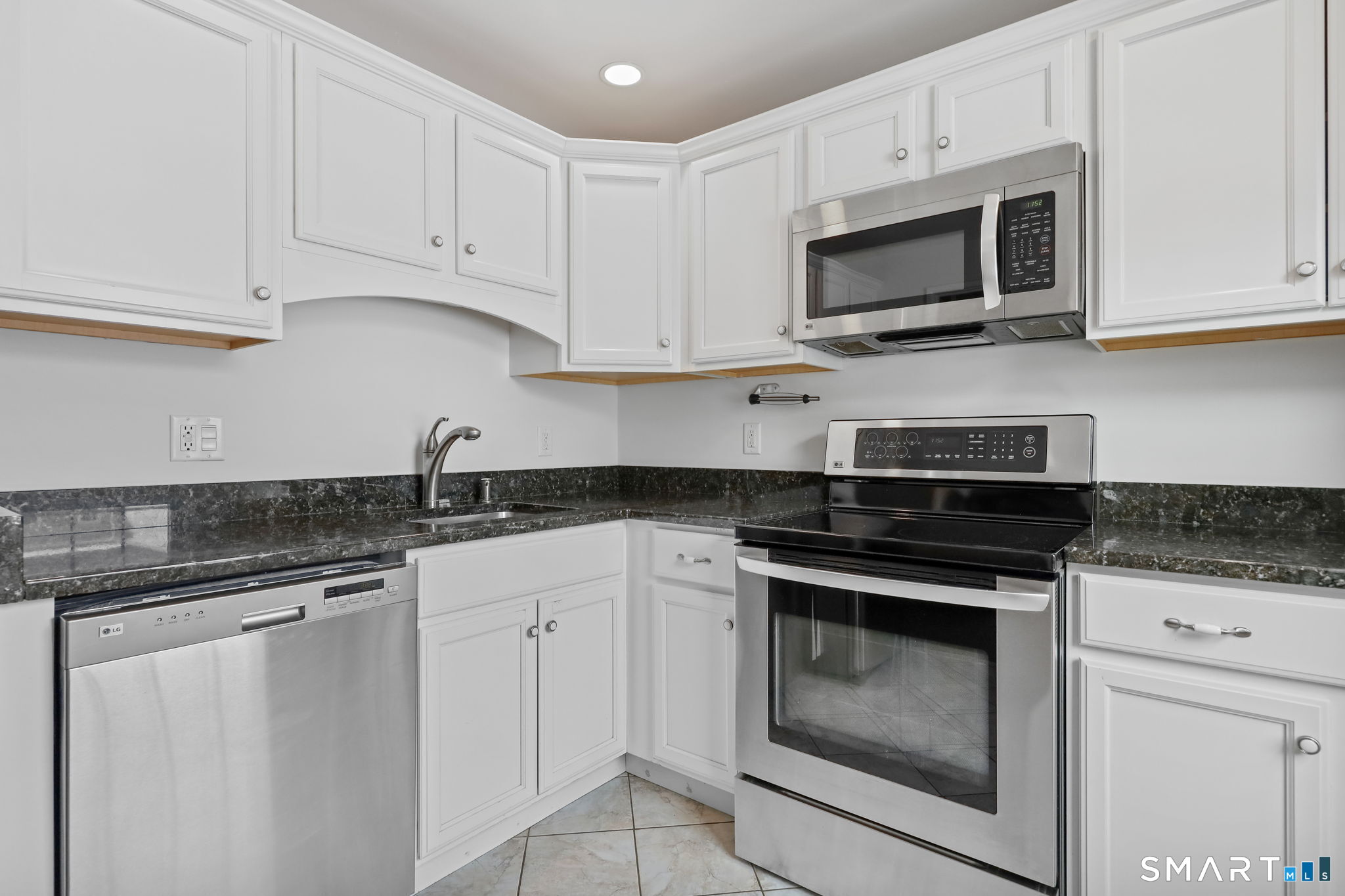 95 Heritage Hill Road