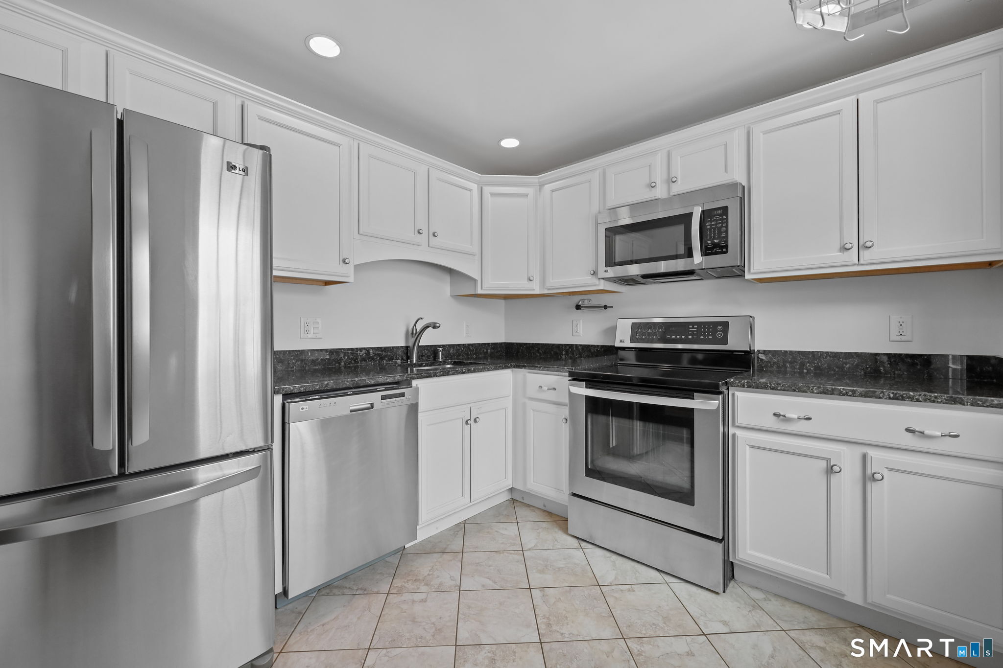 95 Heritage Hill Road