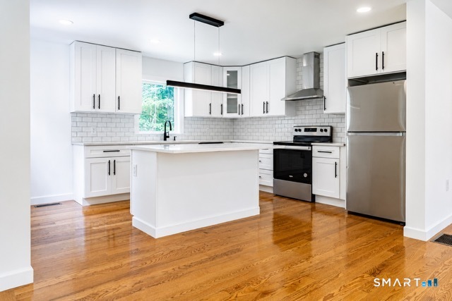 133 Jelliff Mill Road