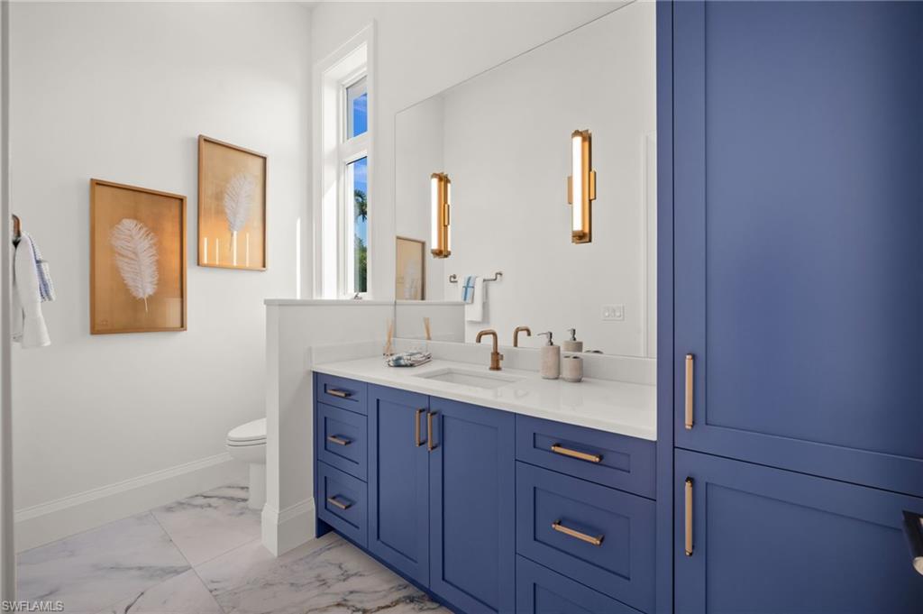 809 Wedge DR