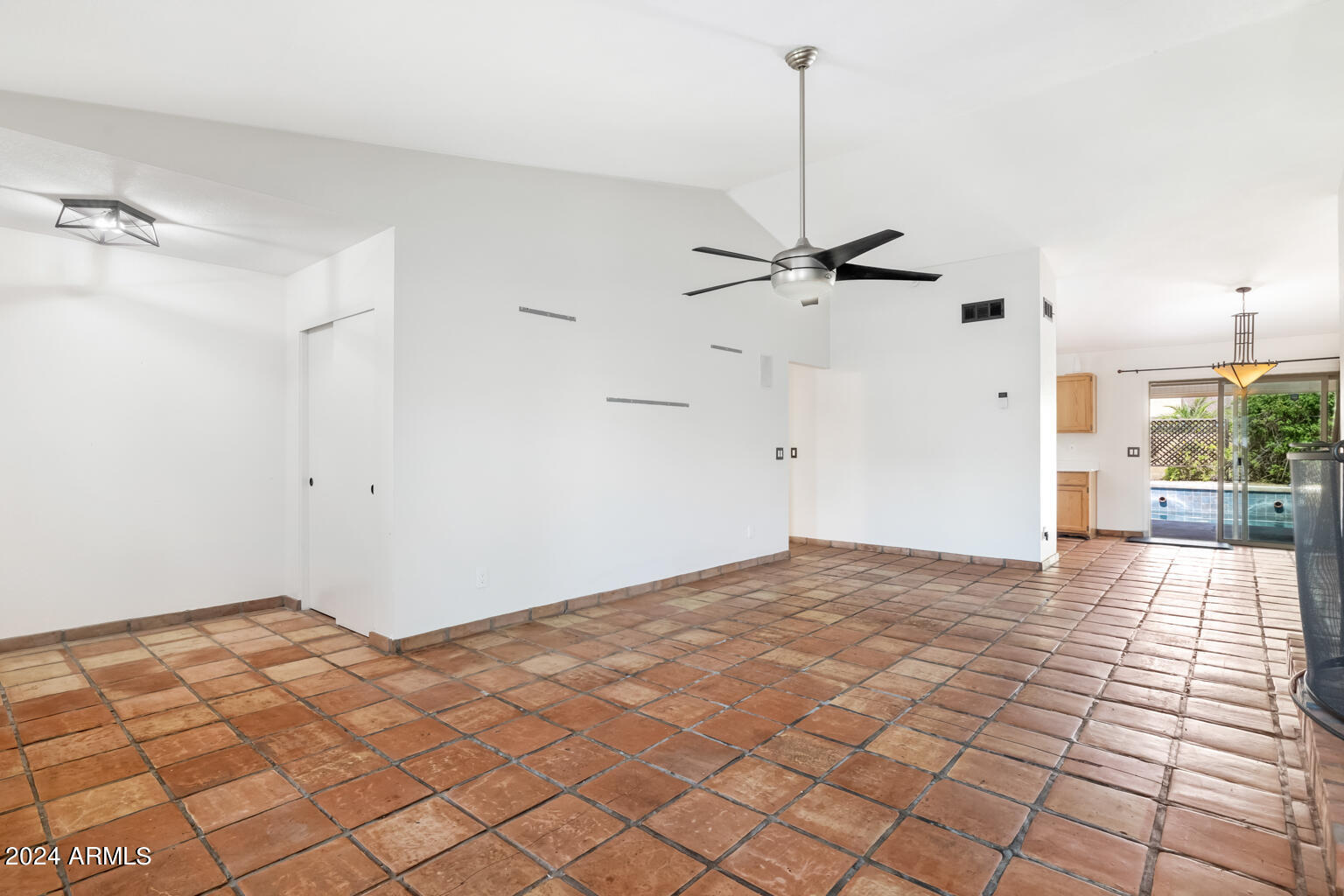 19008 N 41ST Place