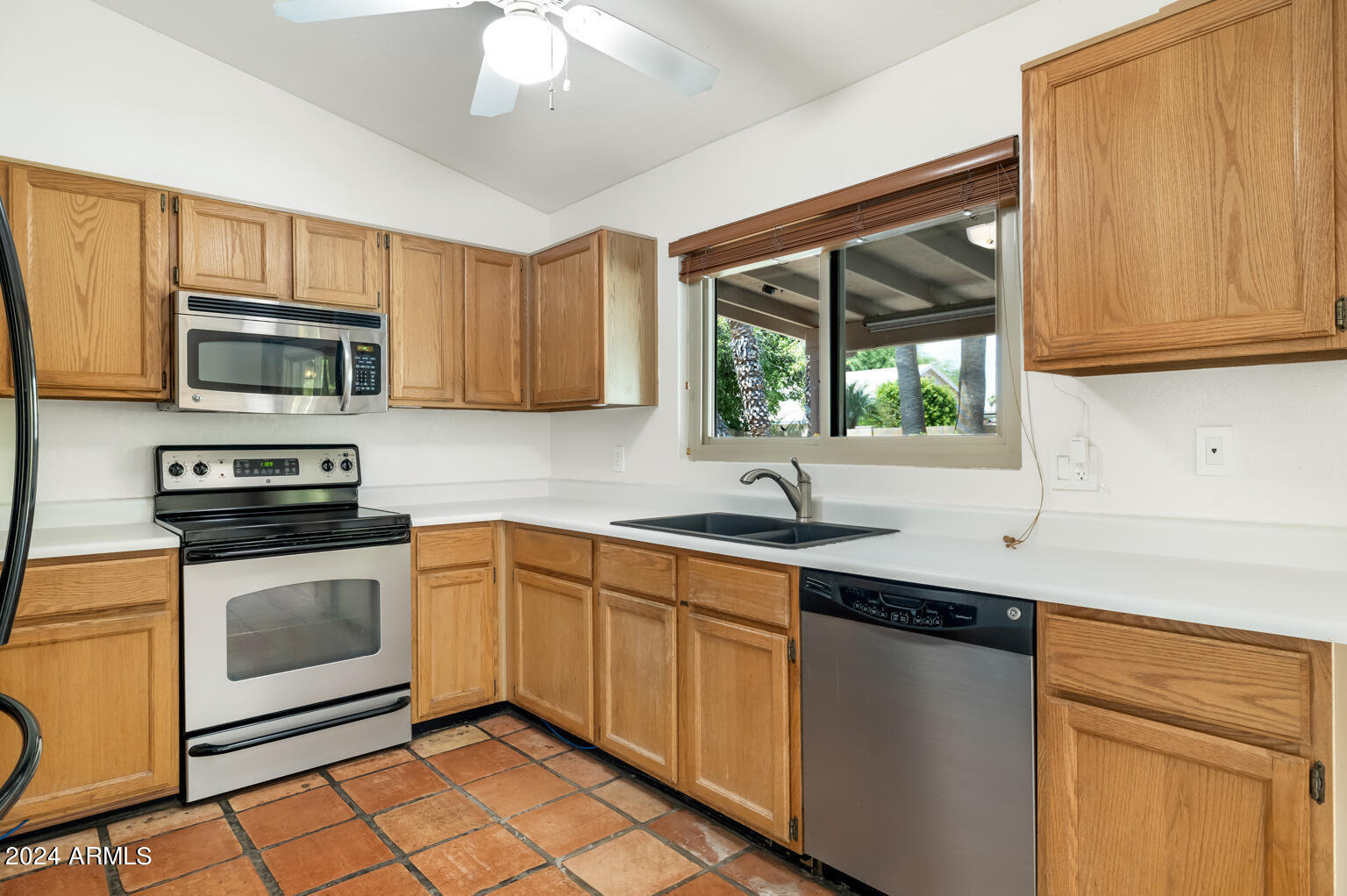 19008 N 41ST Place