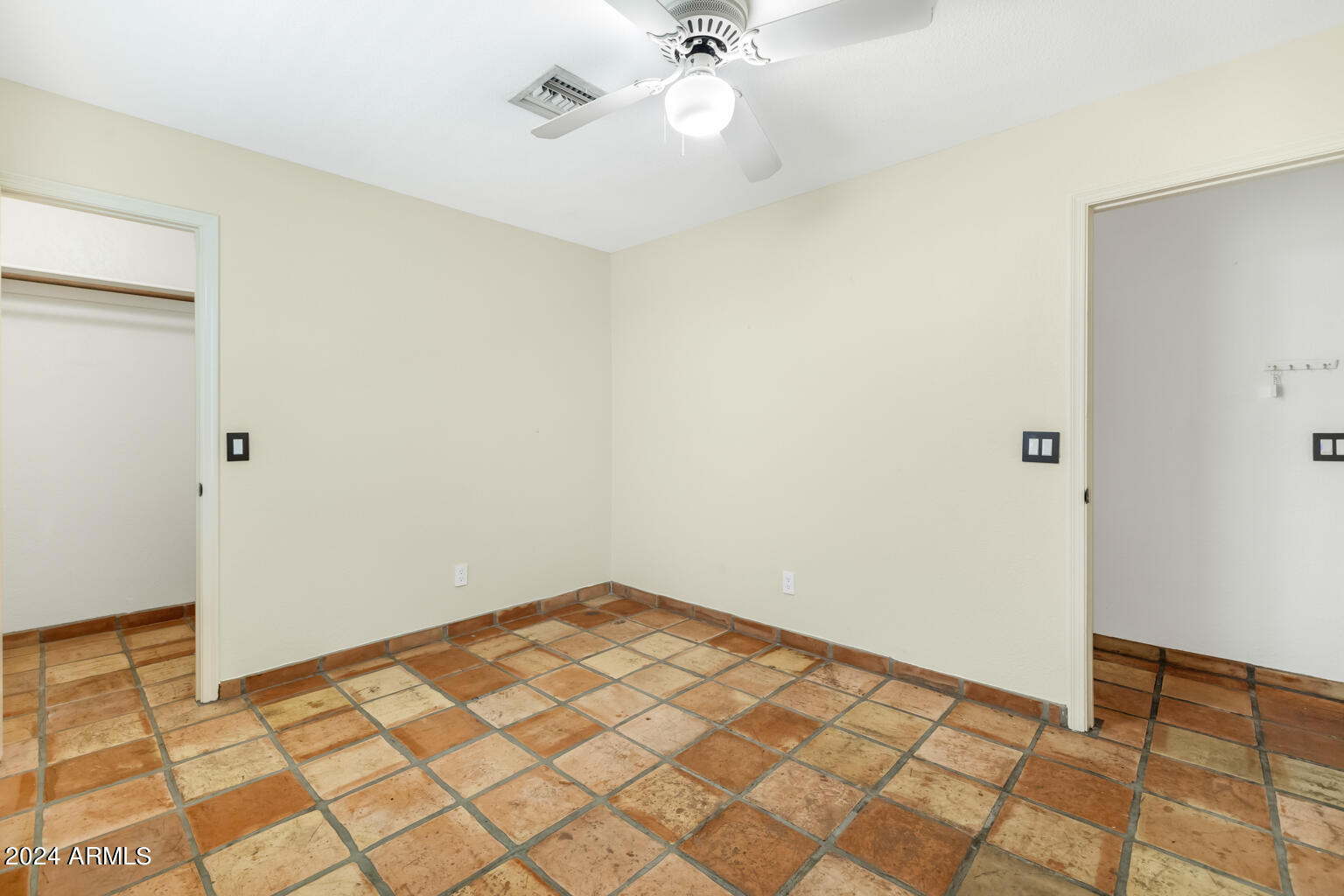 19008 N 41ST Place