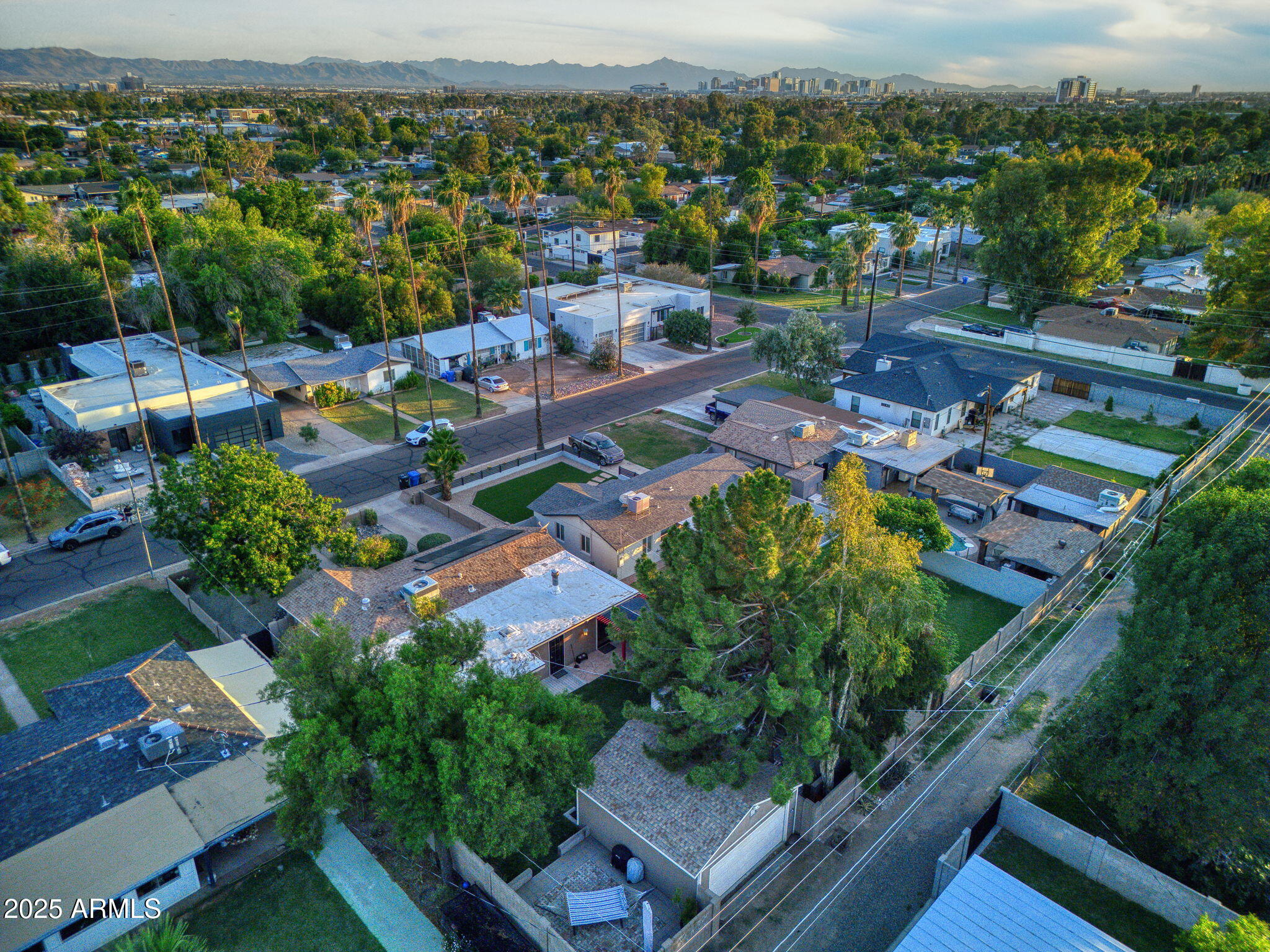 3018 E MULBERRY Drive