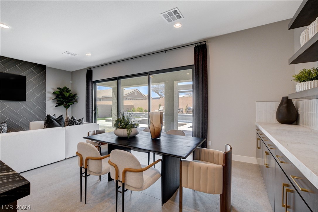 9325 Sierra De Luna Court