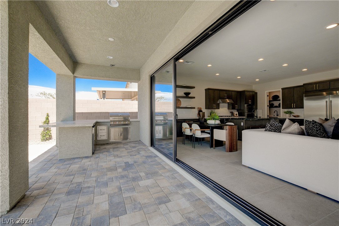9325 Sierra De Luna Court