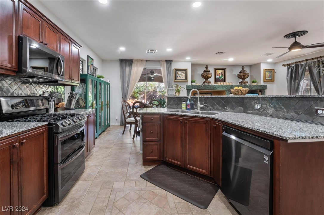 3570 Pinnate Drive