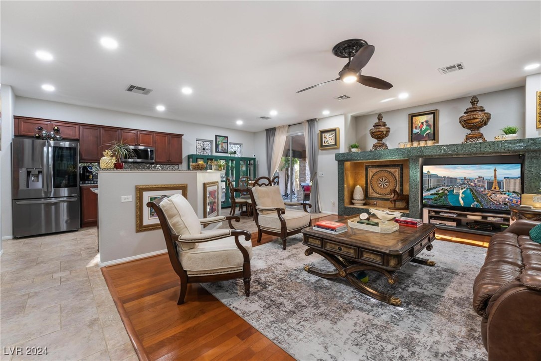 3570 Pinnate Drive
