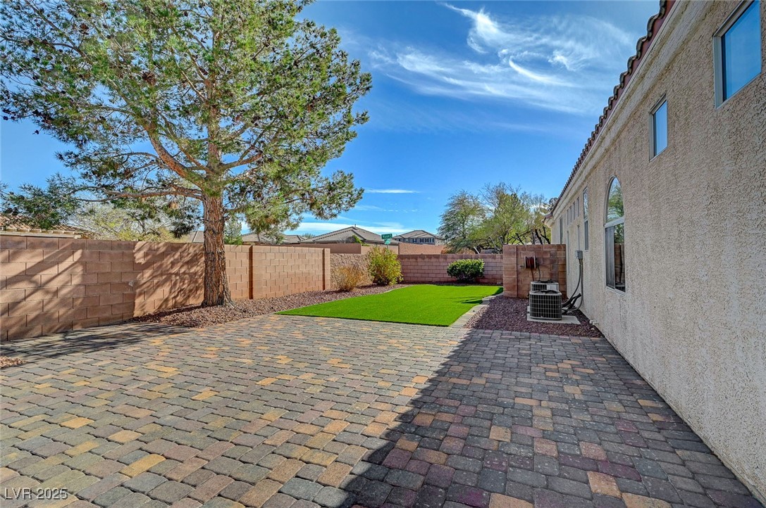 344 East Rush Avenue