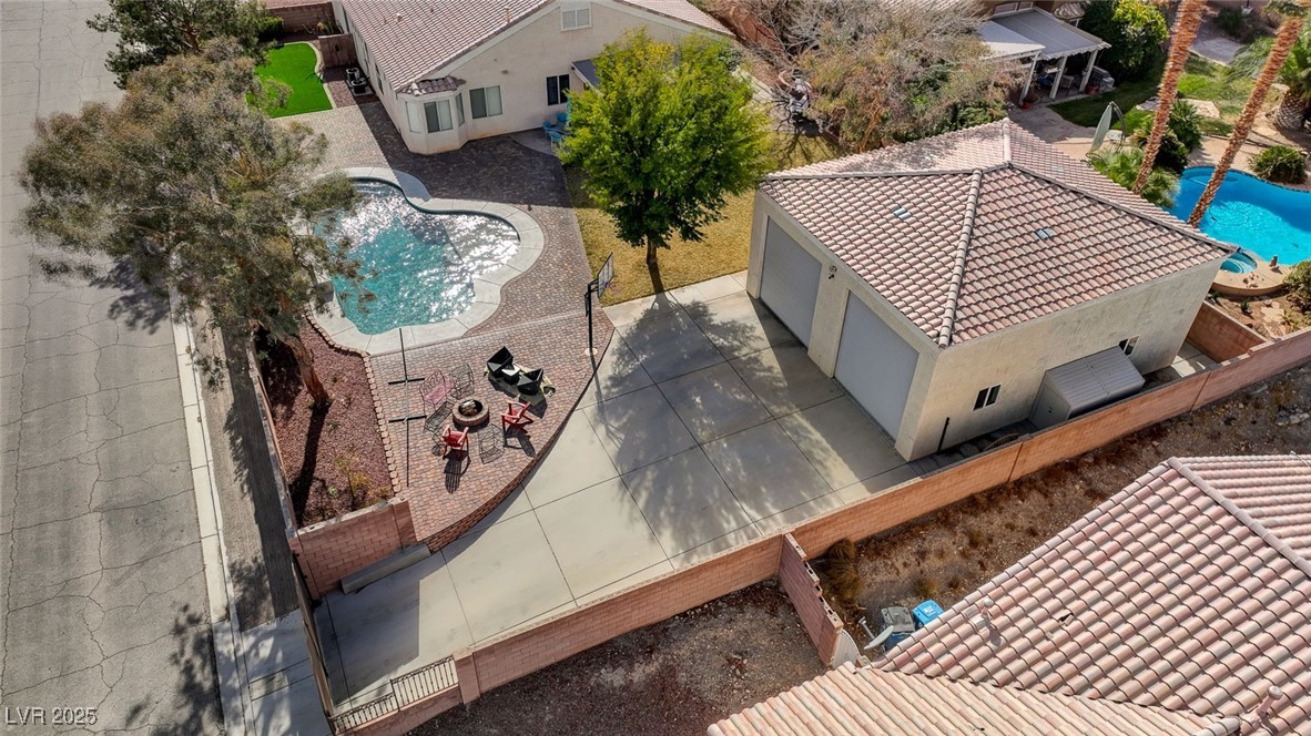 344 East Rush Avenue