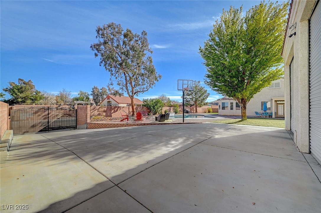 344 East Rush Avenue