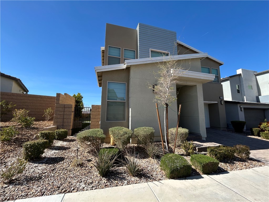 2669 Adesso Place