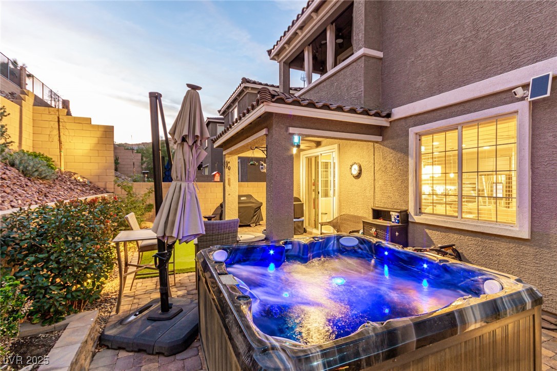 39 Castleton Tower Court