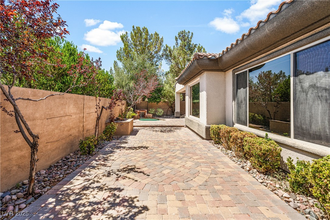 7 Moraine Drive