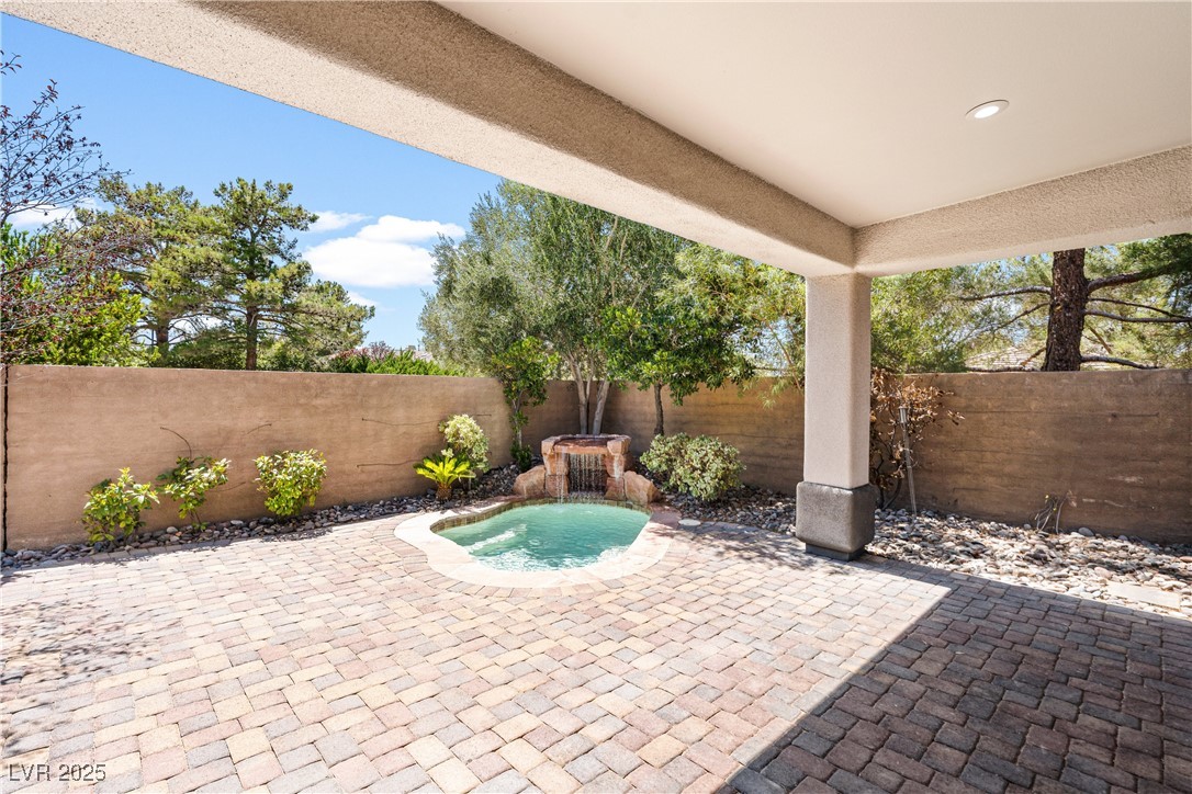 7 Moraine Drive
