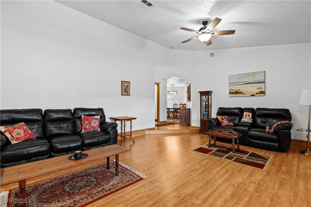 301 East Chaparral Drive