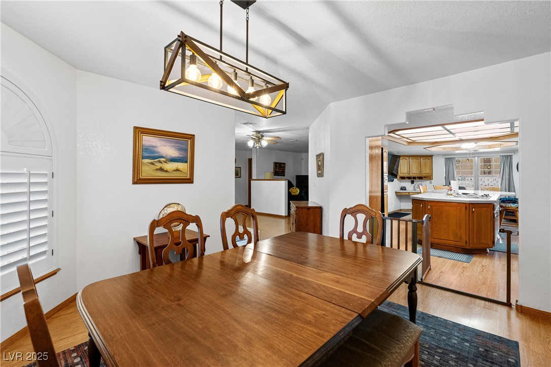 301 East Chaparral Drive